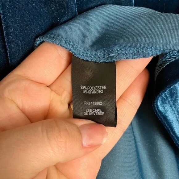 Torrid Blue Velvet Mini Fluted Long Sleeve Dress - Picture 7 of 7